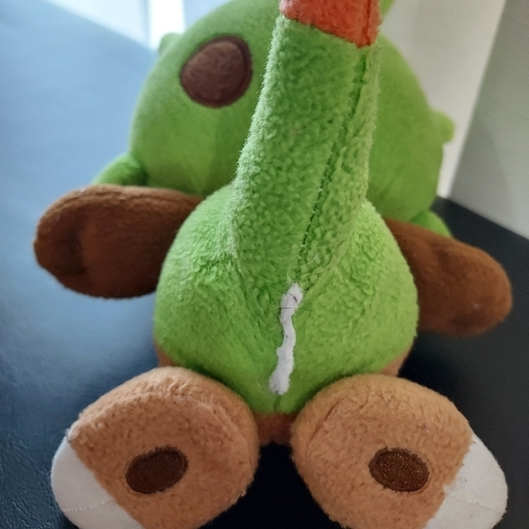 Pokémon Chespin By Tomy 9in Plush Brown/Green - Picture 3 of 4